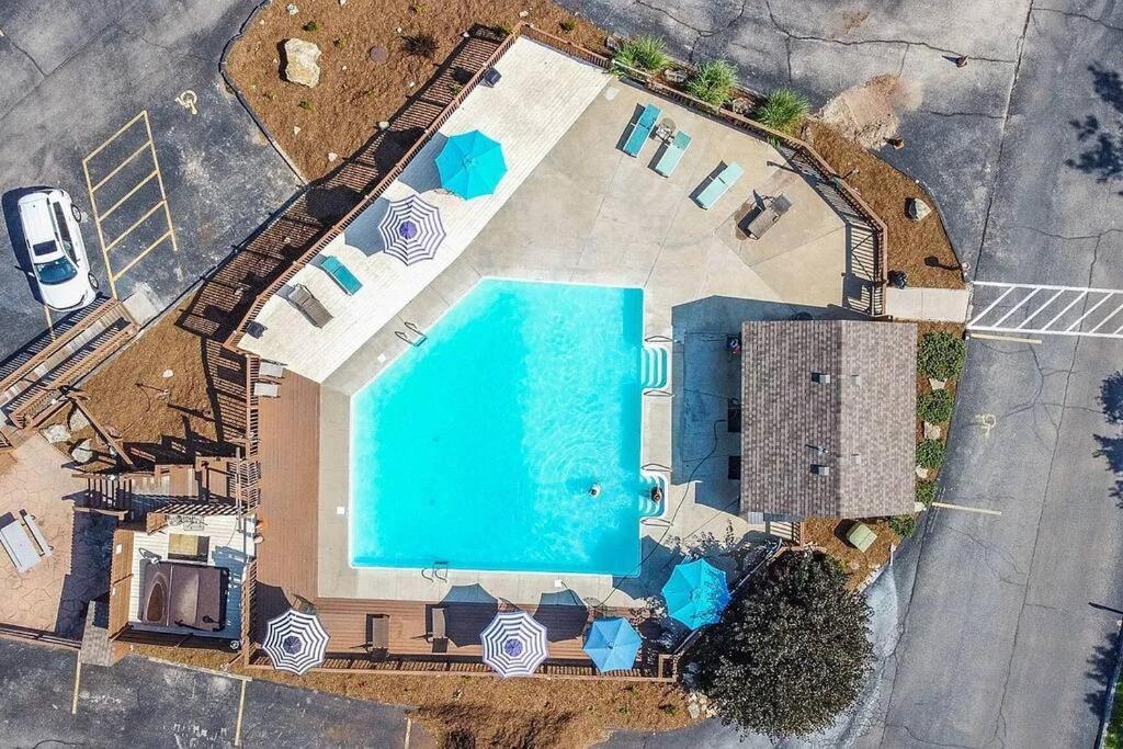 Modern Comfort: Updated Cozy Condo In Indian Point Branson Ngoại thất bức ảnh