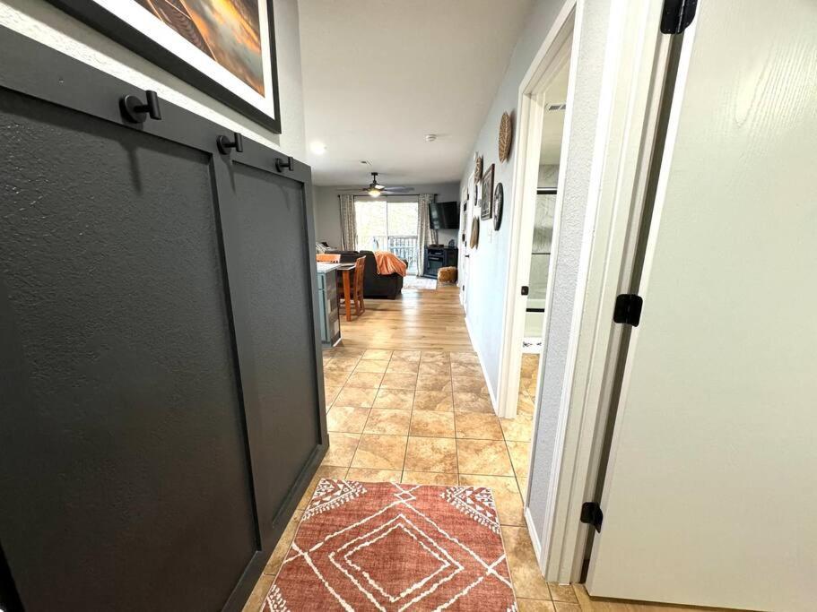 Modern Comfort: Updated Cozy Condo In Indian Point Branson Ngoại thất bức ảnh
